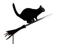 metal-yard-garden-art-halloween-cat-broom