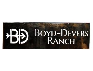 custom-metal-ranch-logo-sign