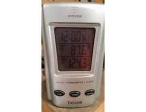 thermometer-reading-hot